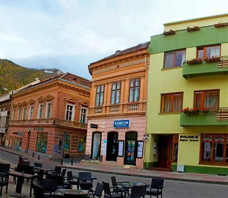 Aparthotel Pilvax Brasov Exterior photo